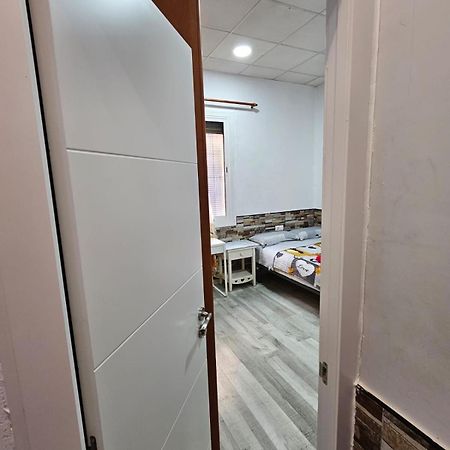 Habitacion Doble Con Bano Privado L'Hospitalet de Llobregat Exterior foto